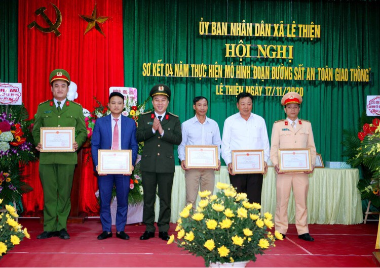 UBND huyện An Dương sơ kết 4 năm triển khai, mô hình 